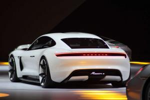 2015 Porsche Mission E Concept