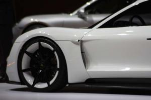 2015 Porsche Mission E Concept