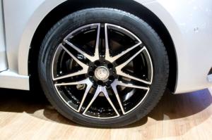 2015 Mercedes-Benz V-class AMG Line