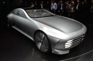 Глава Daimler видит в беженцах благо