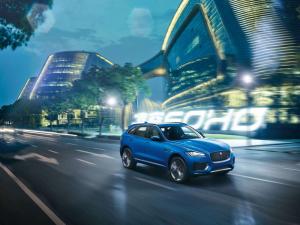 2016 Jaguar F-Pace S