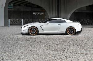 2015 Nissan GT-R by Alpha Performance on Strasse Wheels