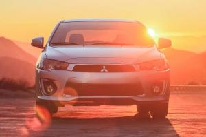 2016 Mitsubishi Lancer GT US)