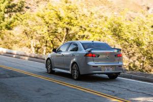 2016 Mitsubishi Lancer GT US)