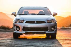 2016 Mitsubishi Lancer GT US)