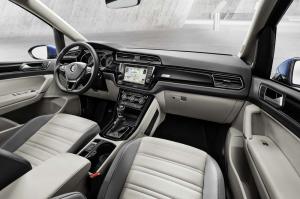 2015 Volkswagen Touran R Line