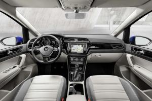 2015 Volkswagen Touran R Line