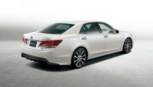 2015 Toyota Crown Royal Saloon G by TRD