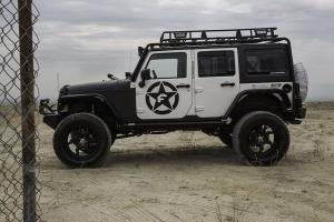 2015 Jeep Wrangler by Forgiato Wheels