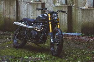 2007 Triumph Bonneville by 654 Motors