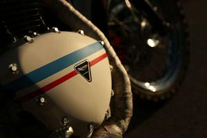 2001 Triumph Bonneville by Grease Monkey