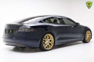 2014 Tesla Model S by T Sportline