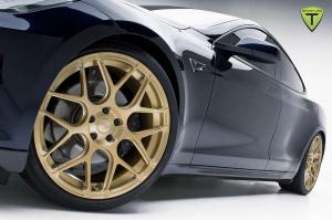 2014 Tesla Model S by T Sportline