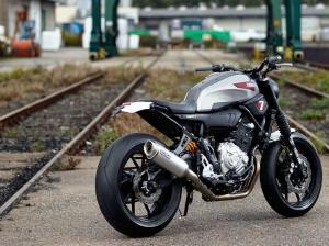 2015 Yamaha XSR700 Super 7 by JvB-moto