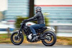 2015 Yamaha XSR700 Super 7 by JvB-moto