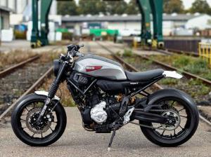 2015 Yamaha XSR700 Super 7 by JvB-moto