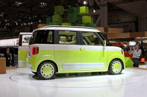 2015 Daihatsu Hinata Concept