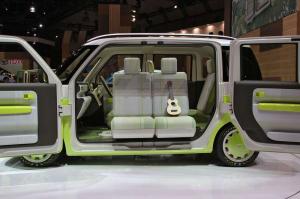 2015 Daihatsu Hinata Concept