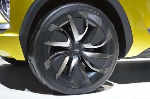 2015 Mitsubishi eX Concept
