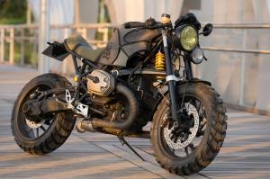 «Военный» кастом BMW R1200S