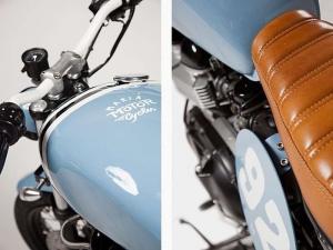 2001 Triumph Bonneville by Maria Motorcycles