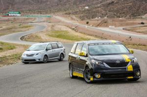 2015 Toyota Sienna R-Tuned Concept