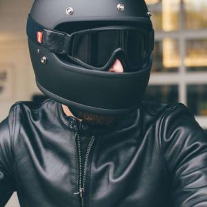 Классическая кожаная кутка Deus Cafe Racer