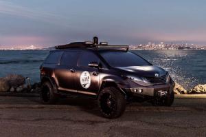 Toyota скрестила минивэн с пикапом для экспедиции