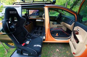 2015 Kia Sedona Photo Safari by LGE-CTS Motorsports