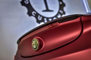 2015 Alfa Romeo 4C La Furiosa by Garage Italia Customs