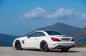 2015 Mercedes-AMG SL63