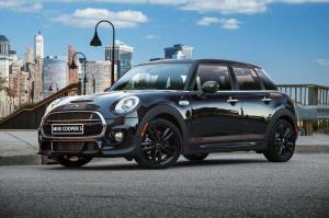 Mini Cooper S одели в карбон