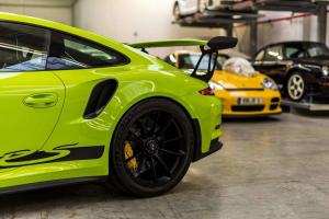 2015 Porsche 911 GT3 RS by Porsche Exclusive