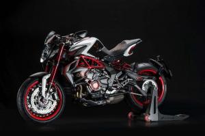 2016 MV Agusta Dragster RR Lewis Hamilton