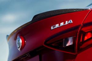 2016 Alfa Romeo Giulia Quadrifoglio