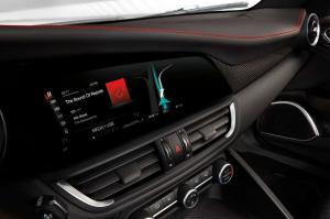 2016 Alfa Romeo Giulia Quadrifoglio