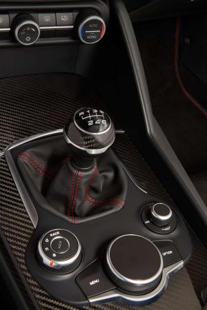 2016 Alfa Romeo Giulia Quadrifoglio
