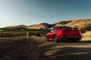 2016 Alfa Romeo Giulia Quadrifoglio