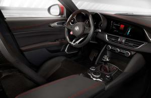 2016 Alfa Romeo Giulia Quadrifoglio