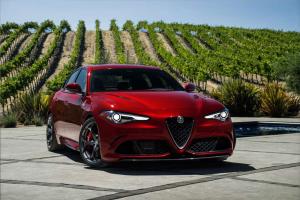 2016 Alfa Romeo Giulia Quadrifoglio