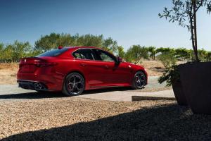 2016 Alfa Romeo Giulia Quadrifoglio