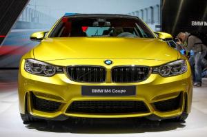 2015 BMW M4 Coupe Live From Detroit 2014