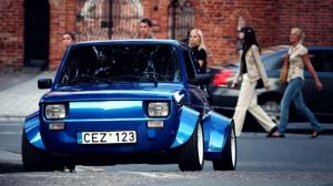 Старенький Fiat 126p обернулся «горячим» хэтчбэком