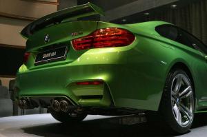 2015 BMW M4 Coupe Java Green by Abu Dhabi Motors