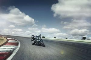 2016 Kawasaki Ninja ZX-10R Winter Test Edition