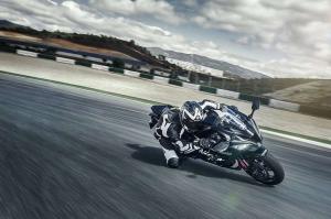 2016 Kawasaki Ninja ZX-10R Winter Test Edition
