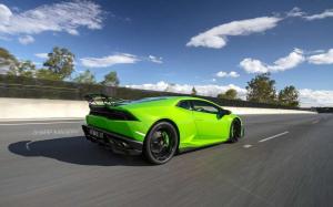 2015 Lamborghini Huracan with Akrapovic Exhaust