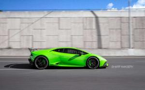 2015 Lamborghini Huracan with Akrapovic Exhaust
