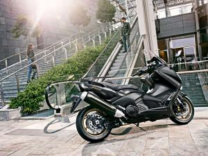 2016 Yamaha TMax Iron Max
