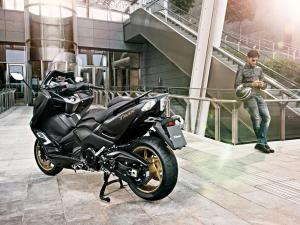 2016 Yamaha TMax Iron Max